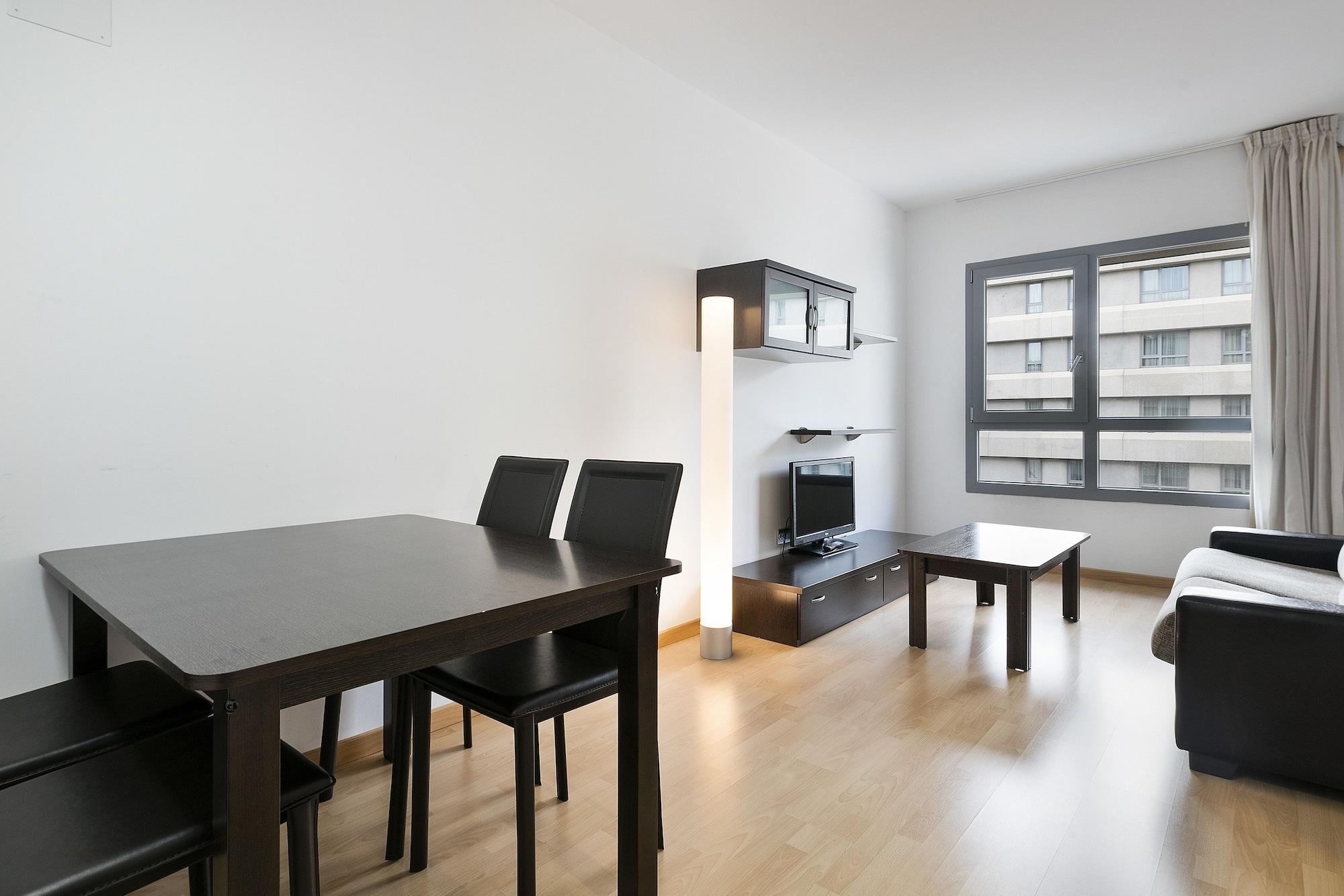 Madrid Airport Suites, Affiliated By Melia Eksteriør billede