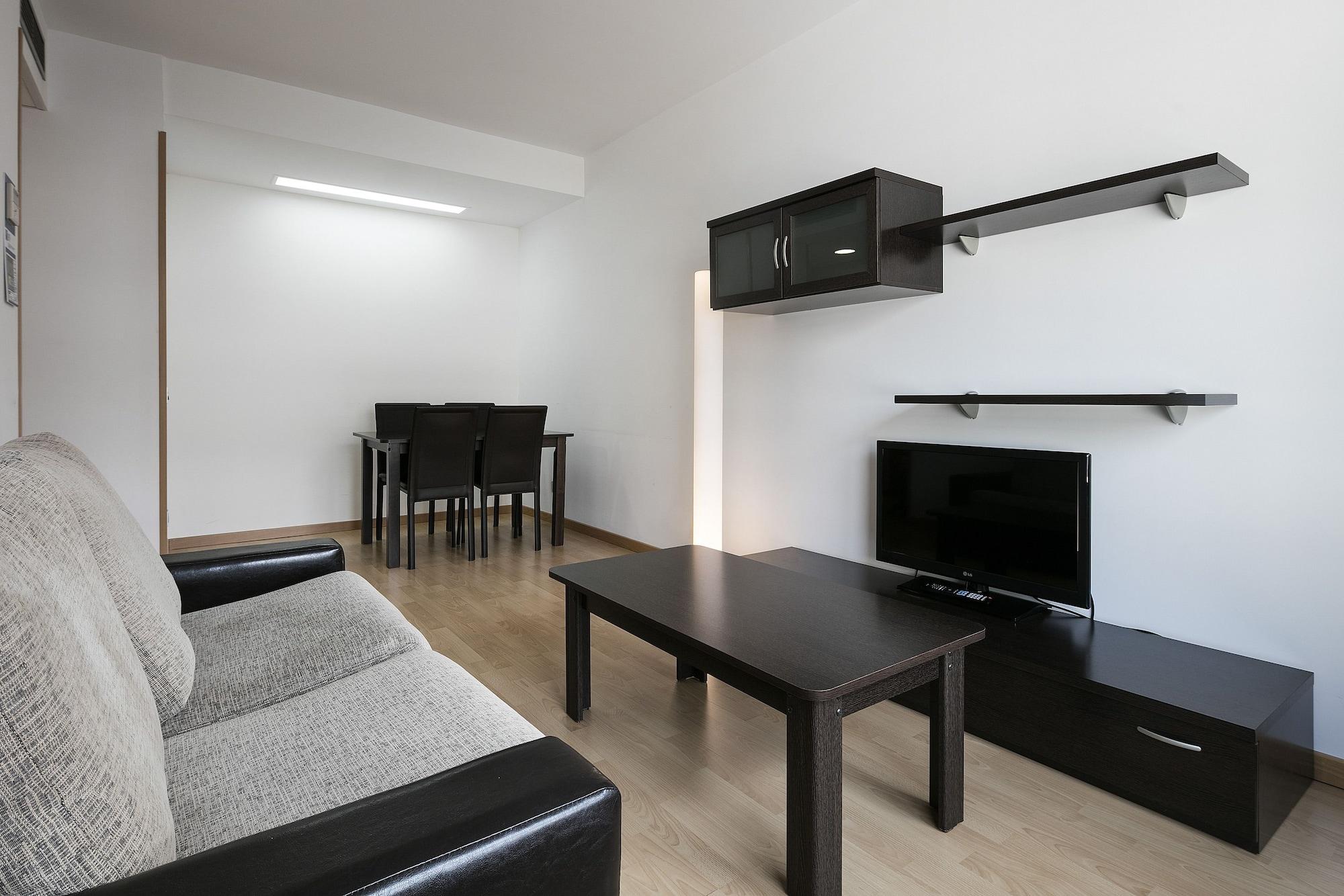Madrid Airport Suites, Affiliated By Melia Eksteriør billede
