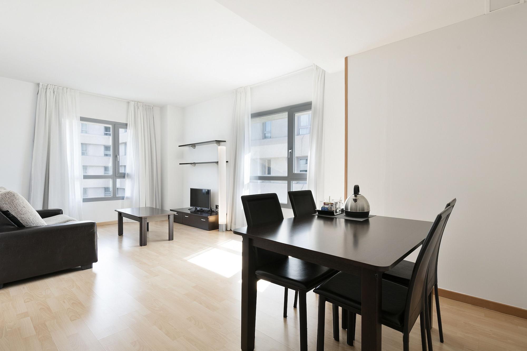 Madrid Airport Suites, Affiliated By Melia Eksteriør billede