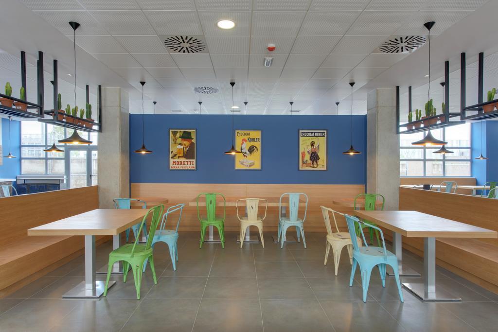 Madrid Airport Suites, Affiliated By Melia Eksteriør billede